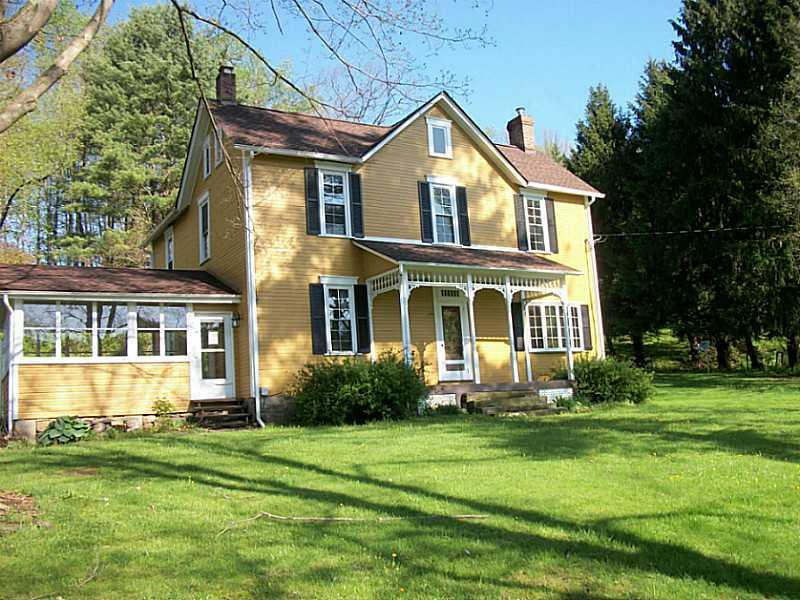245 Thomas Road Ligonier, PA 15658 - Photo 1 of 21 Exterior Front.