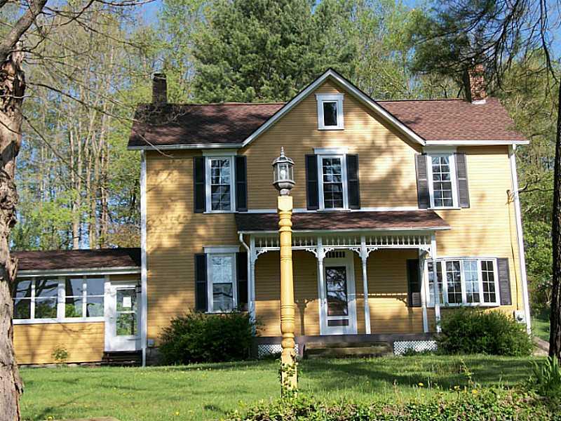 245 Thomas Road Ligonier, PA 15658 - Photo 2 of 21 Exterior Front.