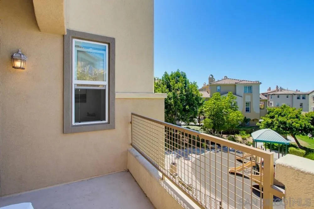 550 Almond Road San Marcos, CA 92078 - Photo 16 of 37