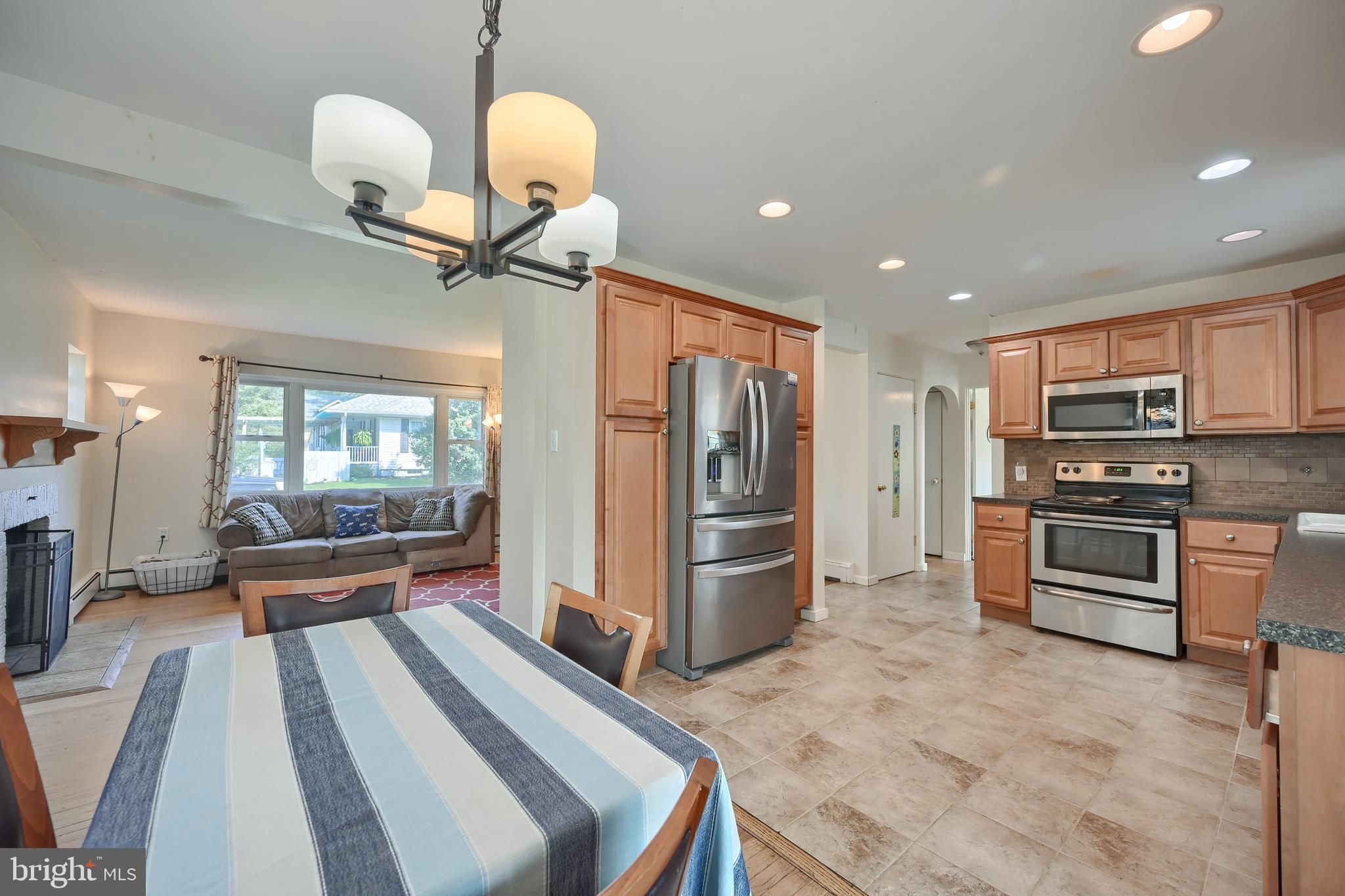 4565 Ricker Avenue Harrisburg, PA 17109 - Photo 7 of 30 Gallery Image 7