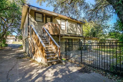 a view of outdoor space