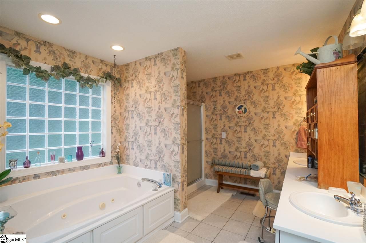 109 Robertson Road Taylors, SC 29687 - Photo 20 of 27 Gallery Image 20