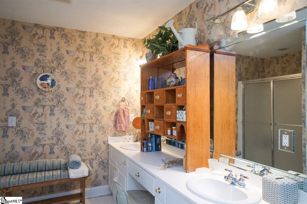 109 Robertson Road Taylors, SC 29687 - Photo 21 of 27 Gallery Image 21