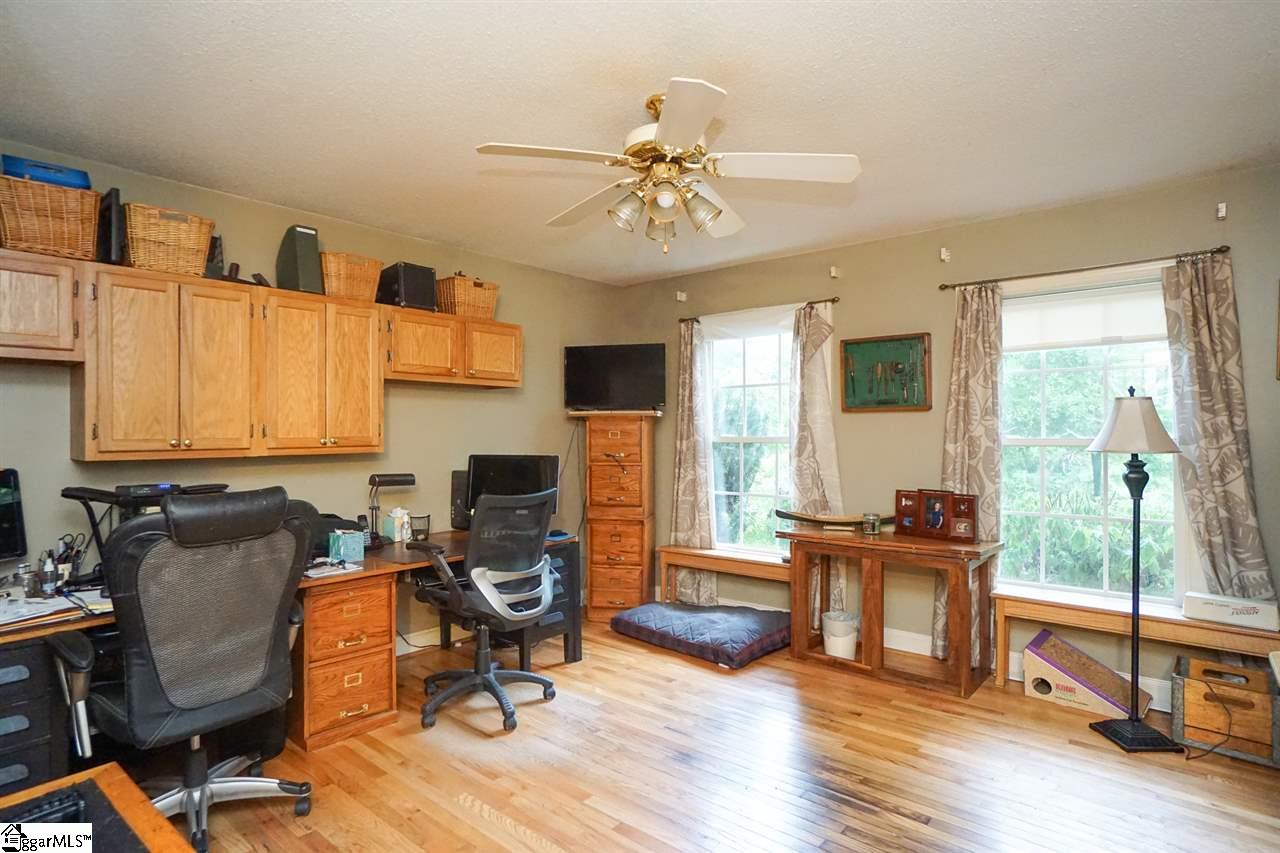 109 Robertson Road Taylors, SC 29687 - Photo 24 of 27 Gallery Image 24