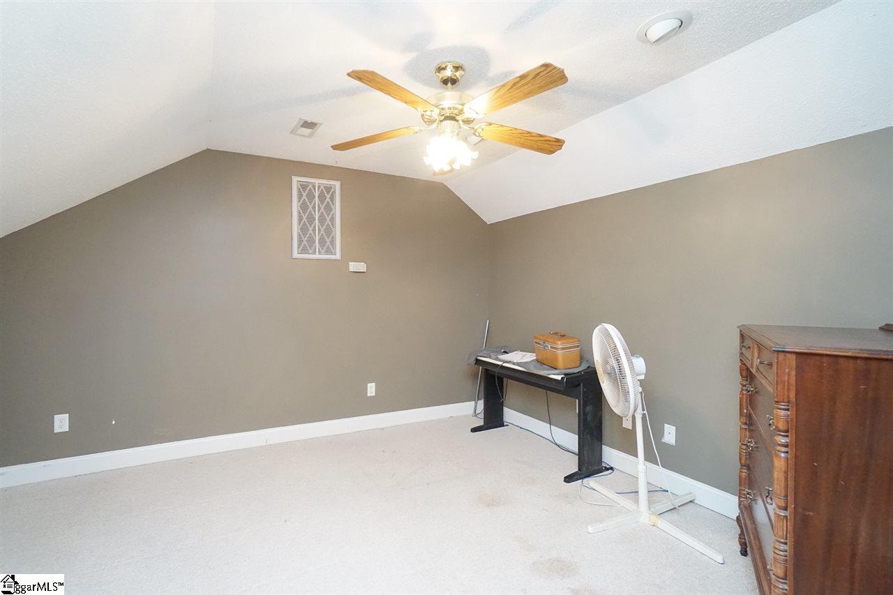 109 Robertson Road Taylors, SC 29687 - Photo 25 of 27 Gallery Image 25