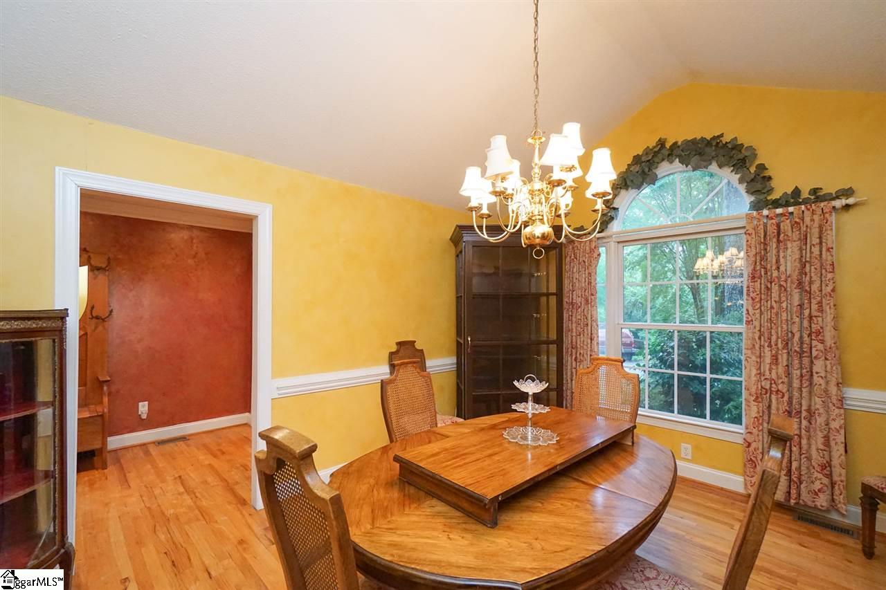 109 Robertson Road Taylors, SC 29687 - Photo 8 of 27 Gallery Image 8