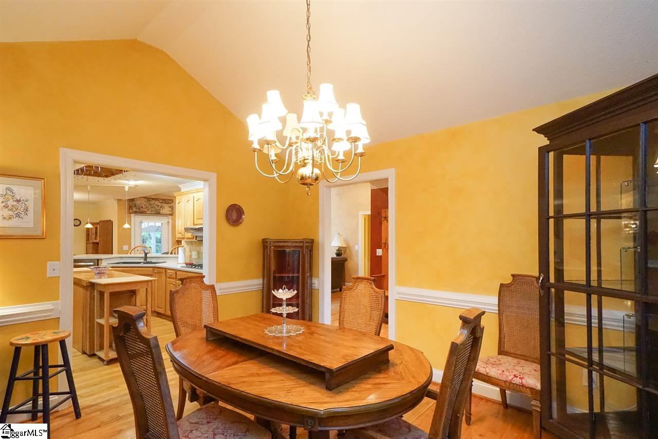 109 Robertson Road Taylors, SC 29687 - Photo 9 of 27 Gallery Image 9