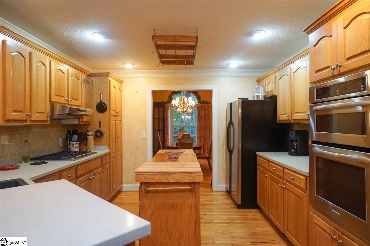 109 Robertson Road Taylors, SC 29687 - Photo 10 of 27 Gallery Image 10
