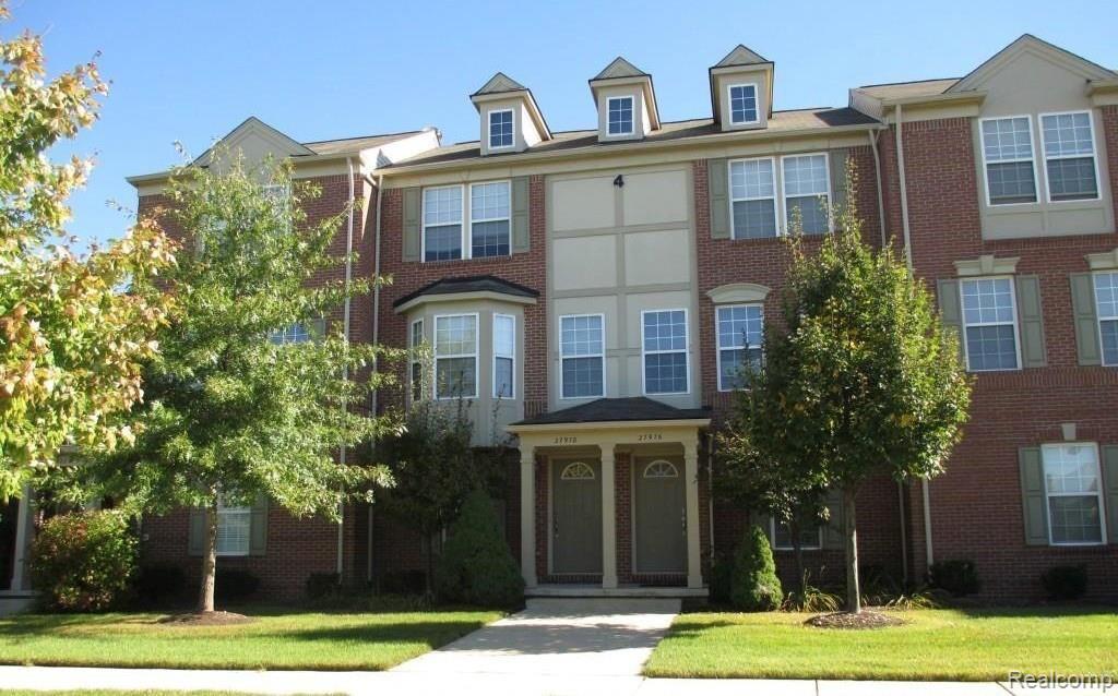 27978 Declaration Drive Novi, MI 48377 - Photo 1 of 15