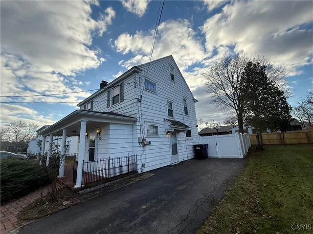$2,600 | 115 Dorchester Avenue, Syracuse, NY 13203