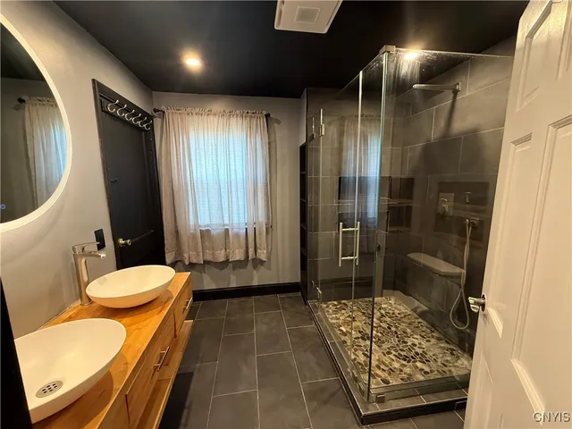 $2,600 | 115 Dorchester Avenue, Syracuse, NY 13203