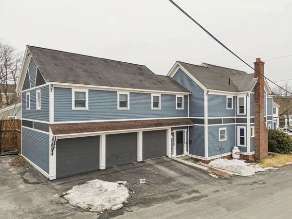 $485,000 | 80 Laurel Street, Newport, NH 03773