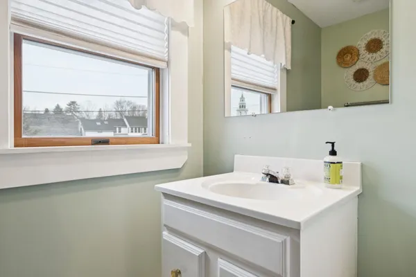 $485,000 | 80 Laurel Street, Newport, NH 03773