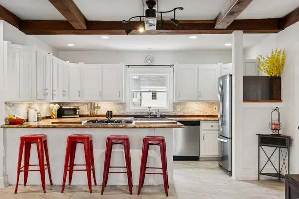 $485,000 | 80 Laurel Street, Newport, NH 03773