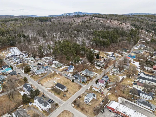 $485,000 | 80 Laurel Street, Newport, NH 03773