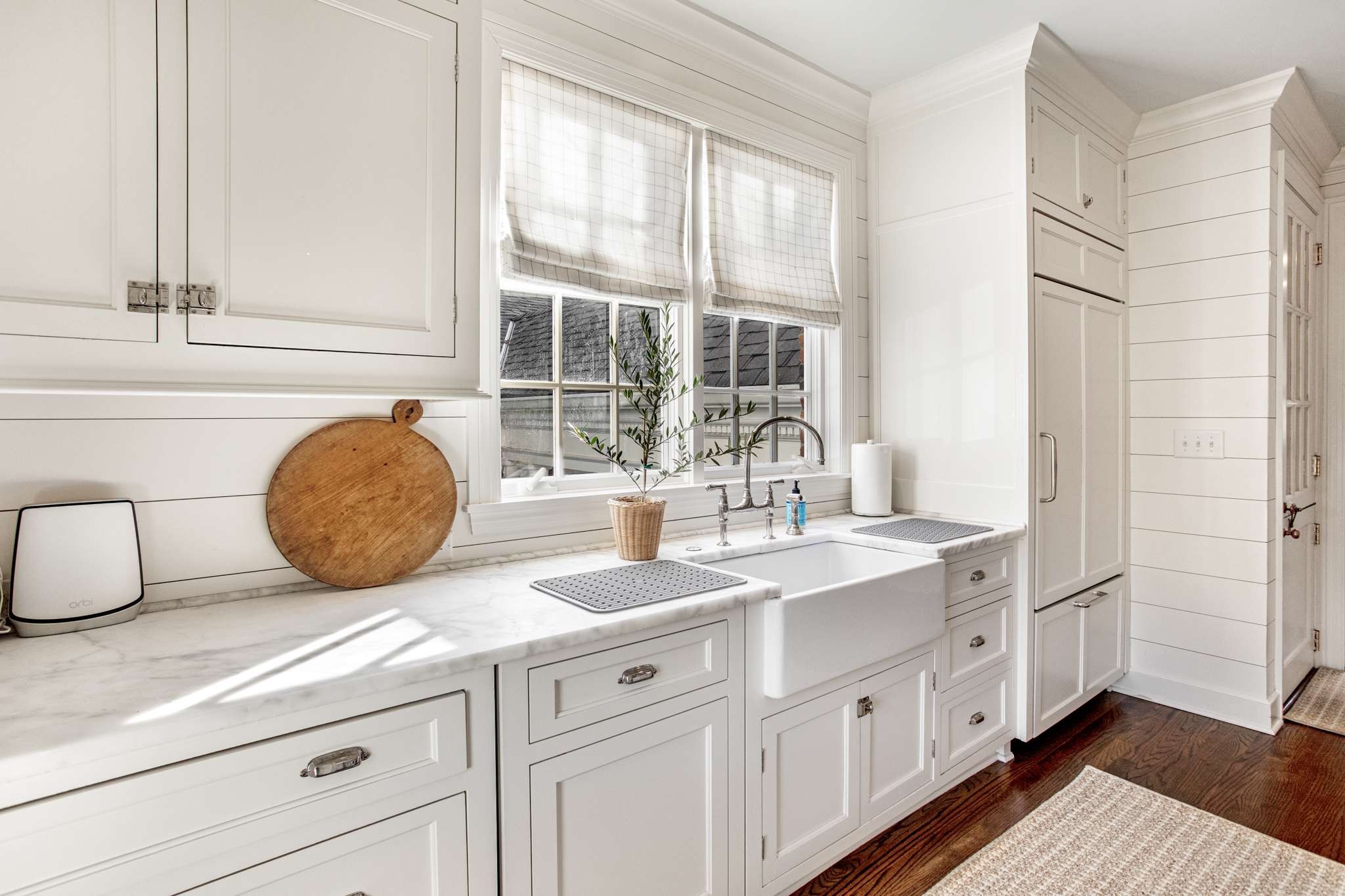 4313 Estes Road Nashville, TN 37215 - Photo 11 of 25 a bathroom with a granite countertop sink and a mirror
