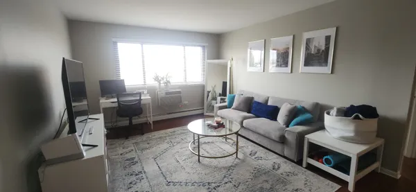 $2,350 | 607 West Wrightwood Avenue, Unit 513, Chicago, IL 60614