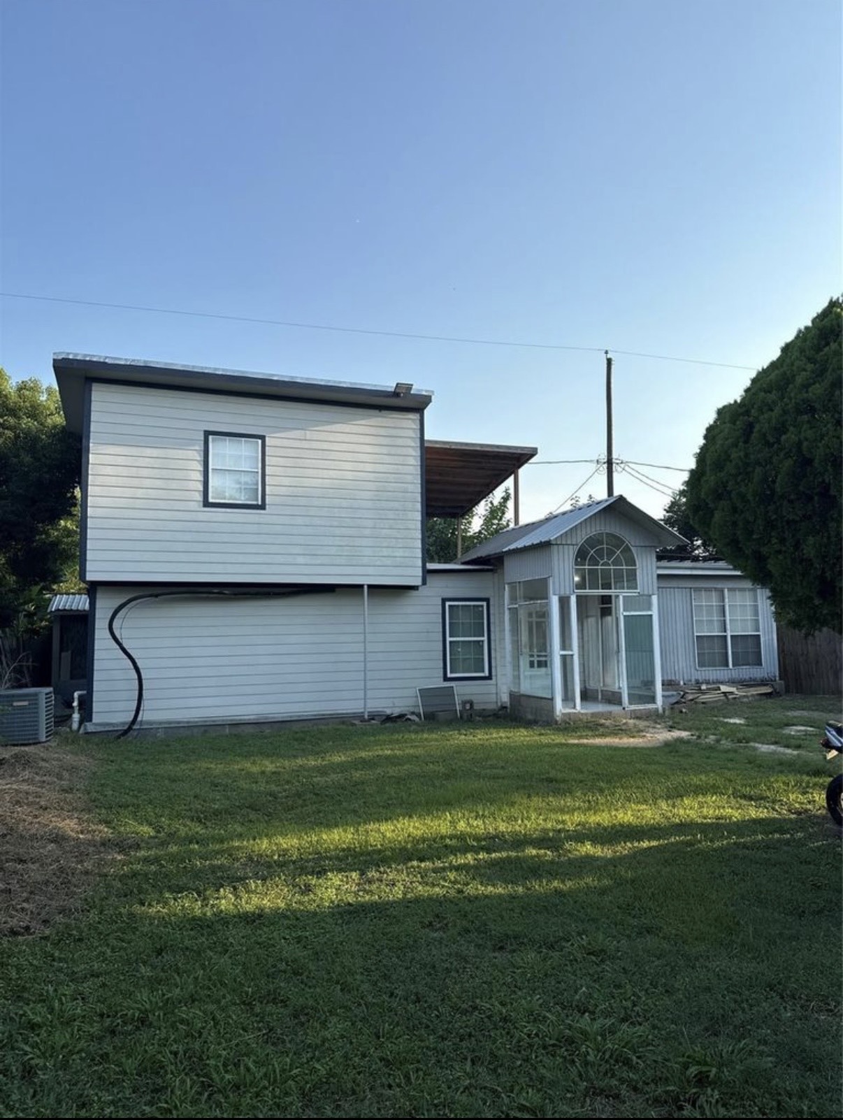 8412 Peekskill Lane Houston, TX 77075 - Photo 3 of 46 a front view of house with yard and green space