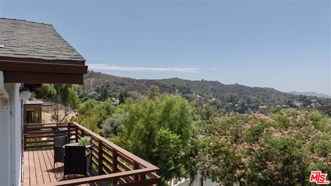 2733 Halsey Road Topanga, CA 90290 - Photo 26 of 40