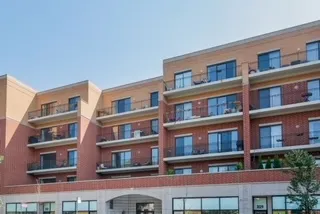 $3,500 | 3125 West Fullerton Avenue, Unit 206, Chicago, IL 60647