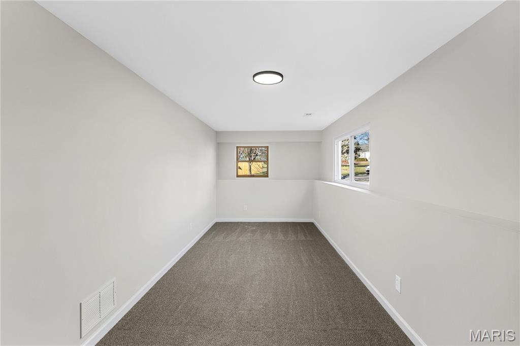 5 Woodland Ridge Court St. Peters, MO 63376 - Photo 23 of 30