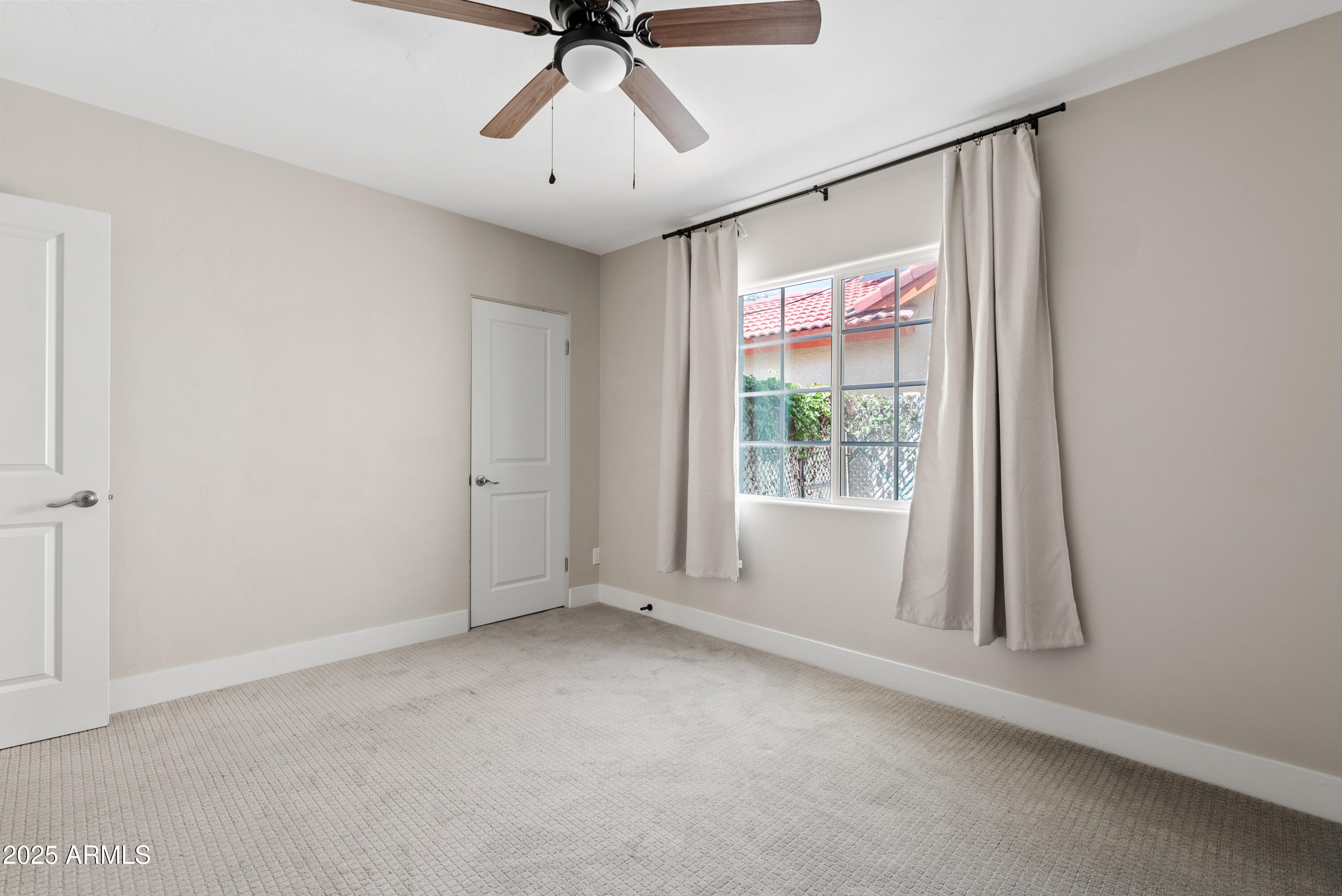 818 West Earll Drive Phoenix, AZ 85013 - Photo 16 of 27 Bedroom #3