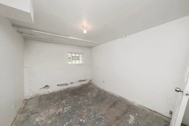 $550,000 | 900 Dunlop Avenue, Forest Park, IL 60130