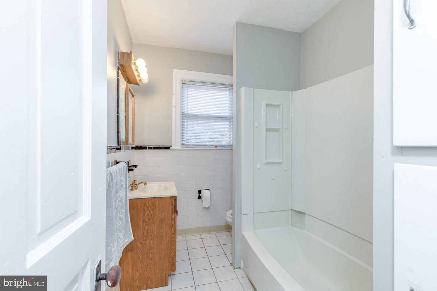 712 Chestnut Street Delanco, NJ 08075 - Photo 29 of 40 Gallery Image 29