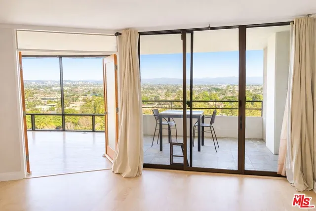 $4,000 | 4337 Marina City Drive, Unit 543, Marina del Rey, CA 90292