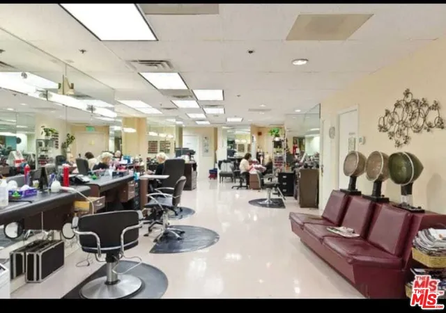 $4,000 | 4337 Marina City Drive, Unit 543, Marina del Rey, CA 90292