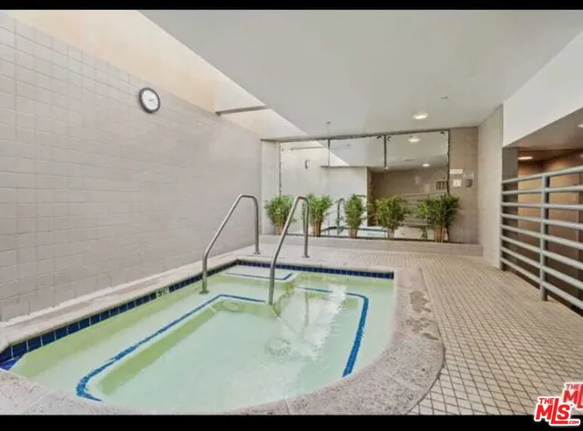 $4,000 | 4337 Marina City Drive, Unit 543, Marina del Rey, CA 90292