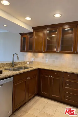 $4,000 | 4337 Marina City Drive, Unit 543, Marina del Rey, CA 90292