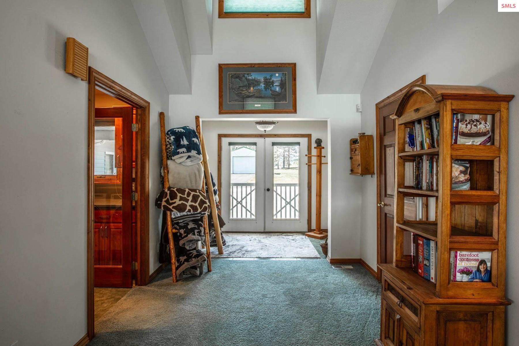 433 Campbell Point Road Laclede, ID 83841 - Photo 21 of 70 Gallery Image 21