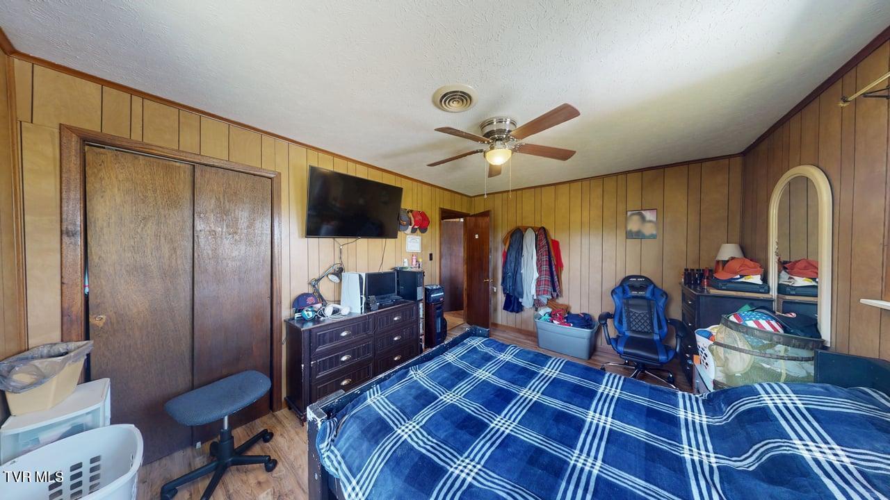 285 Matthews Lane Mosheim, TN 37818 - Photo 36 of 52 285-Matthews-Lane-HW-04212026_210818