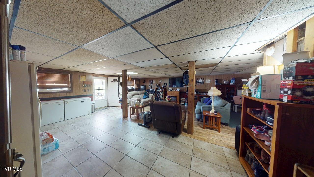 285 Matthews Lane Mosheim, TN 37818 - Photo 41 of 52 285-Matthews-Lane-HW-04212026_211223