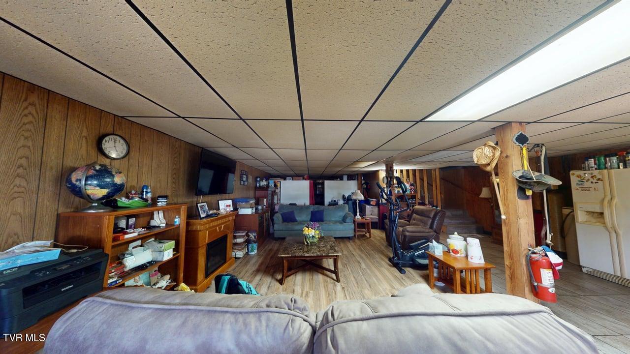 285 Matthews Lane Mosheim, TN 37818 - Photo 44 of 52 285-Matthews-Lane-HW-04212026_211534