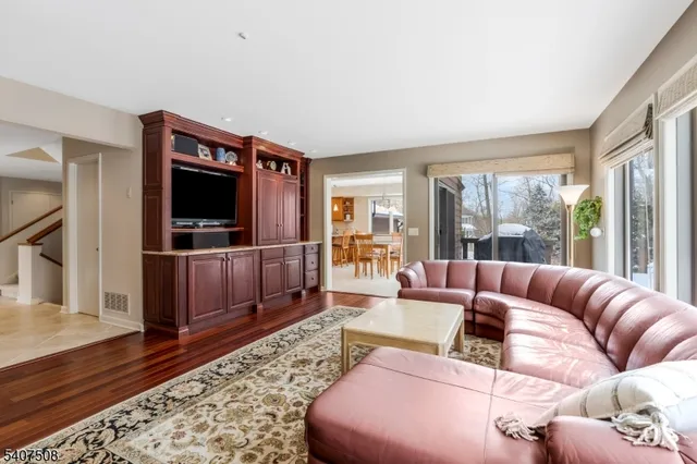 $948,000 | 855 Sunset Ridge, Bridgewater, NJ 08807