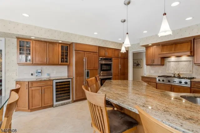 $948,000 | 855 Sunset Ridge, Bridgewater, NJ 08807