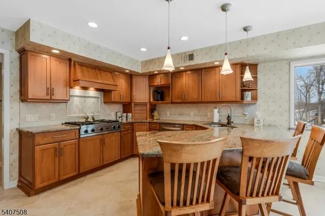 $948,000 | 855 Sunset Ridge, Bridgewater, NJ 08807