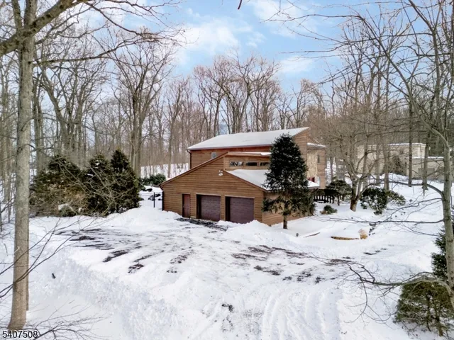 $948,000 | 855 Sunset Ridge, Bridgewater, NJ 08807