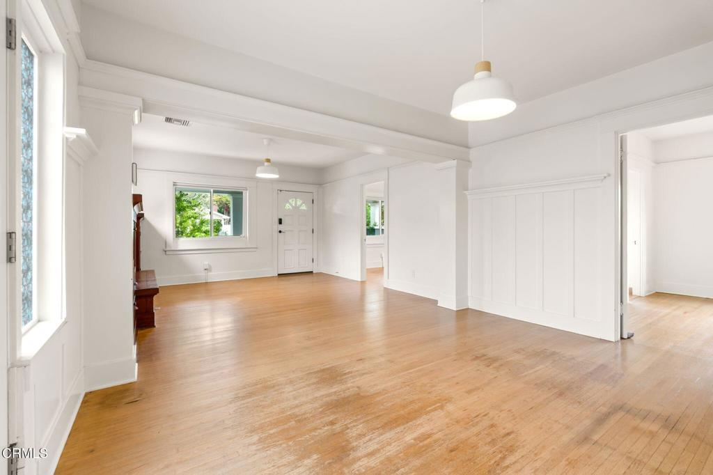449 Clay Street Fillmore, CA 93015 - Photo 4 of 60