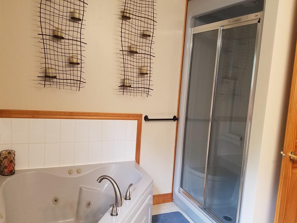 40 Cross Road South China, ME 04358 - Photo 24 of 42 Master Tub & Shower