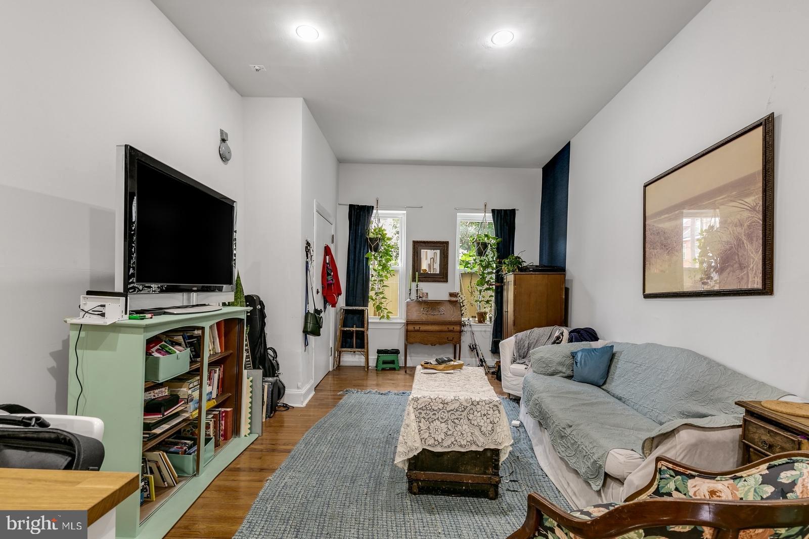 802 South 4th Street, Unit 1 Philadelphia, PA 19147 - Photo 4 of 15