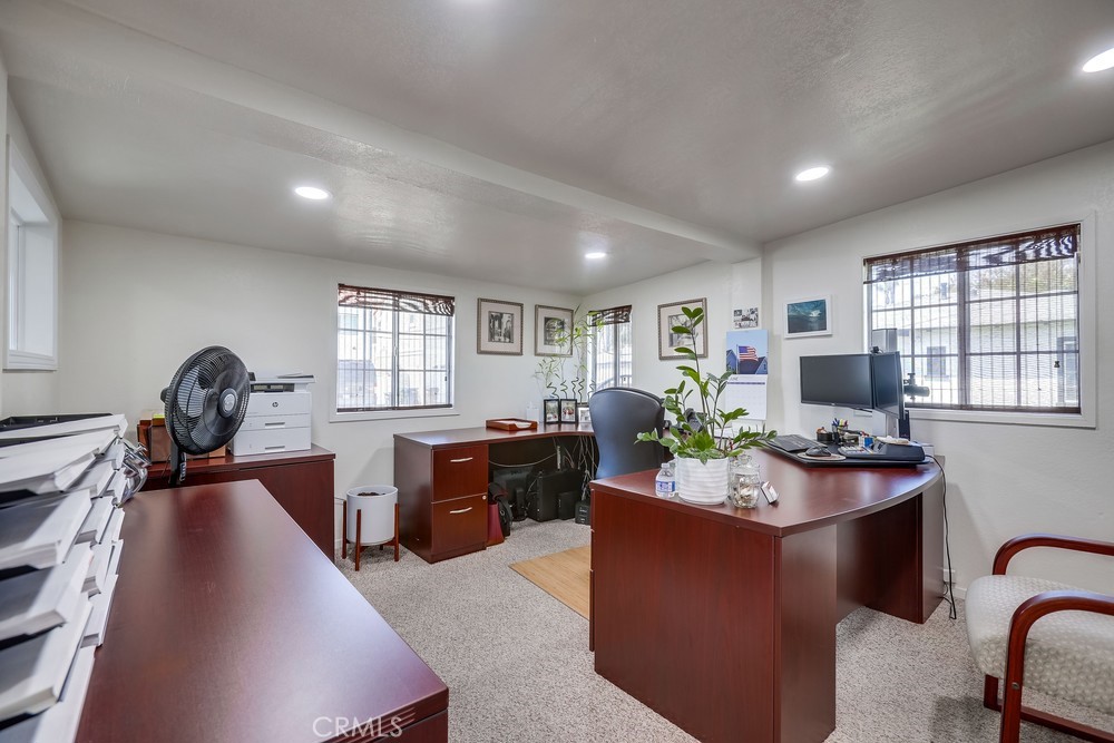 321 5th Street Huntington Beach, CA 92648 - Photo 23 of 36