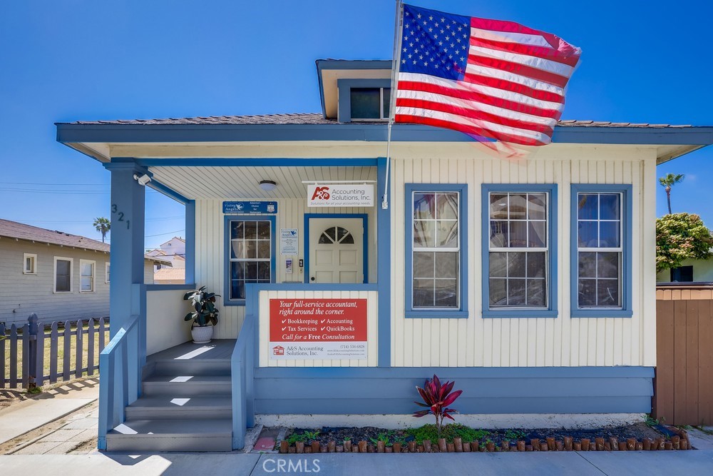 321 5th Street Huntington Beach, CA 92648 - Photo 5 of 36