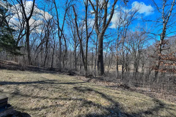 $419,500 | 12102 Red Oak Court South, Burnsville, MN 55337