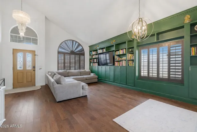 $679,000 | 1345 East Silverwood Drive, Phoenix, AZ 85048