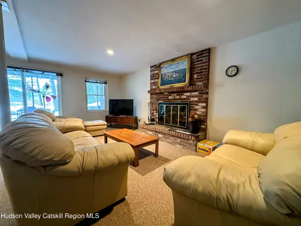 $675,000 | 39 Island Drive, Copake, NY 12516