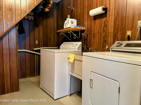 $675,000 | 39 Island Drive, Copake, NY 12516