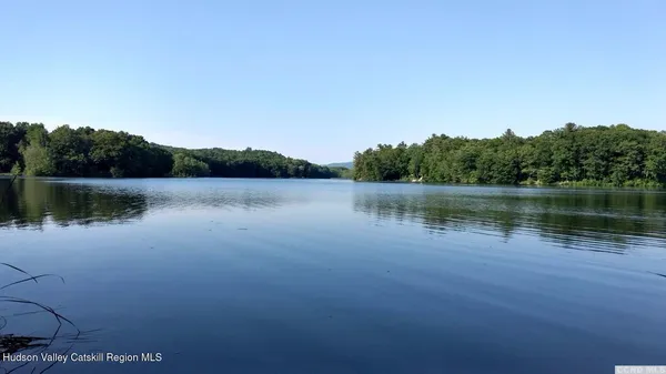 $675,000 | 39 Island Drive, Copake, NY 12516